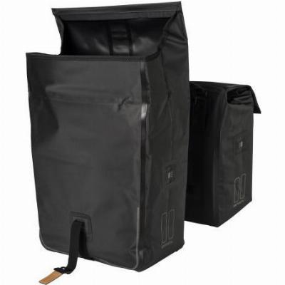 Basil Urban Dry dubbele fietstas 50 liter - matt black